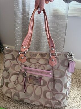 Coach POPPY Beige and Pink Signature Tote